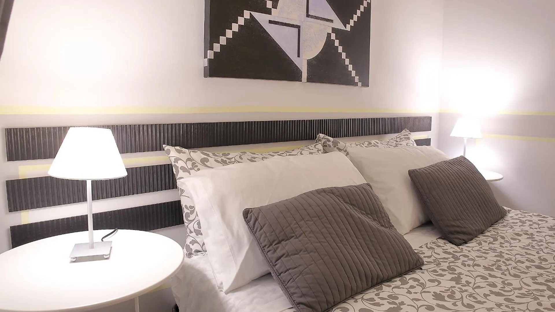 Room And Suite - Bari Centrale - 0*,  イタリア